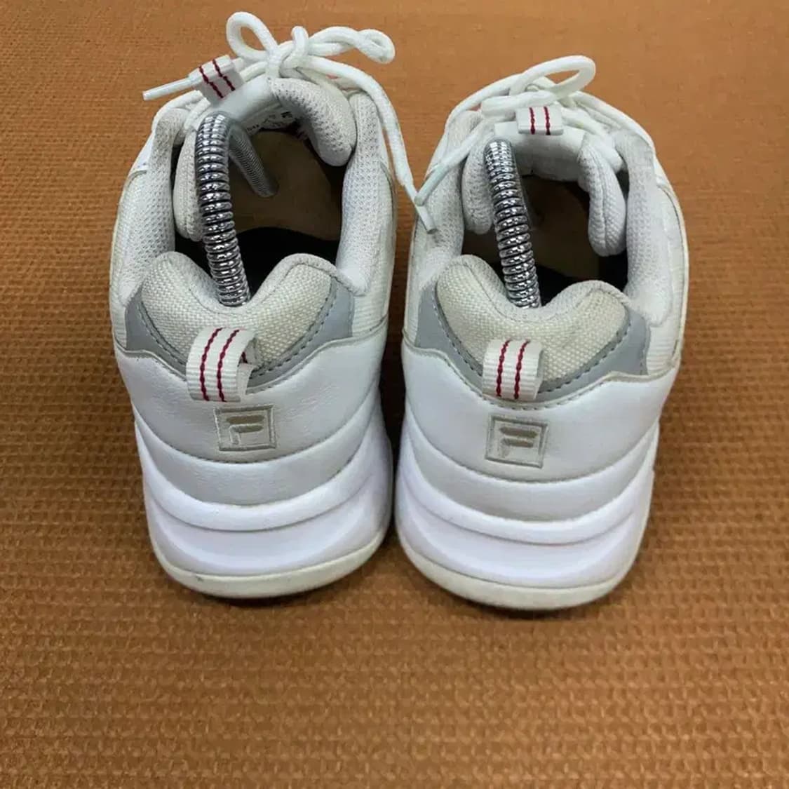 필라 테이피테잎 스니커즈 운동화 240 G06972 상품이미지2