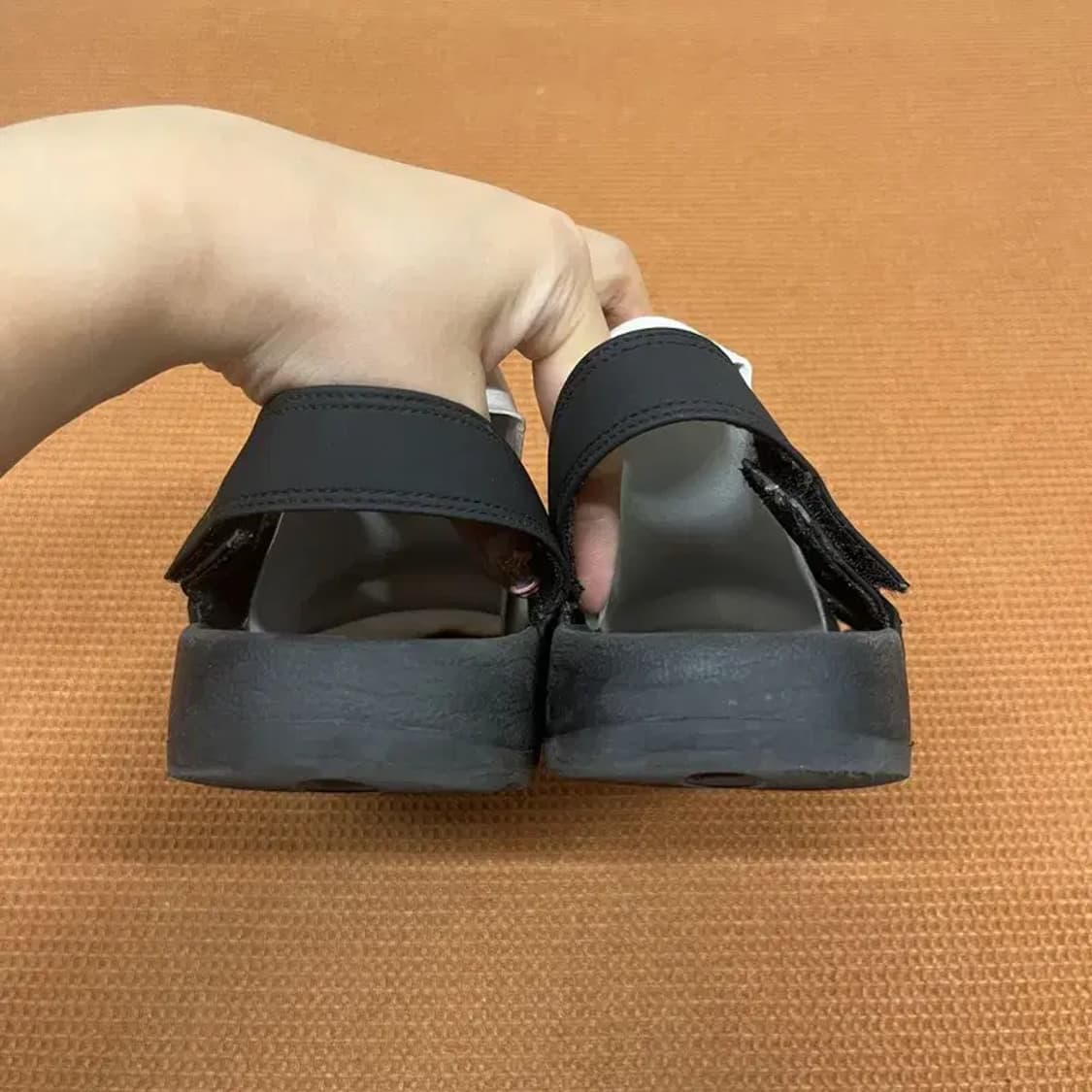 뉴발란스 엔클레이 샌들 230 G06983 상품이미지2