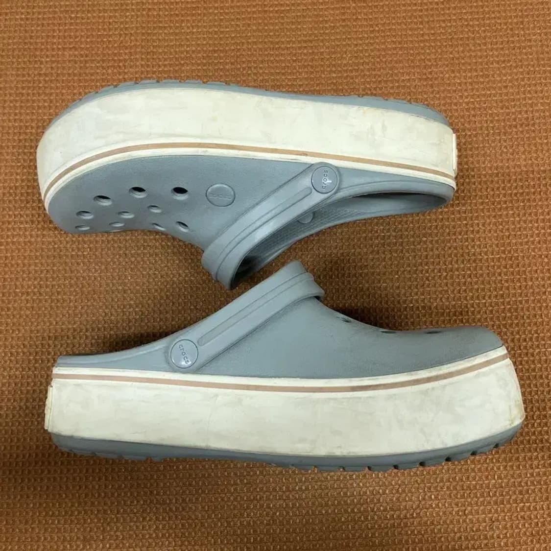 크록스 플랫폼 클로그 샌들 W8 G07051 상품이미지3