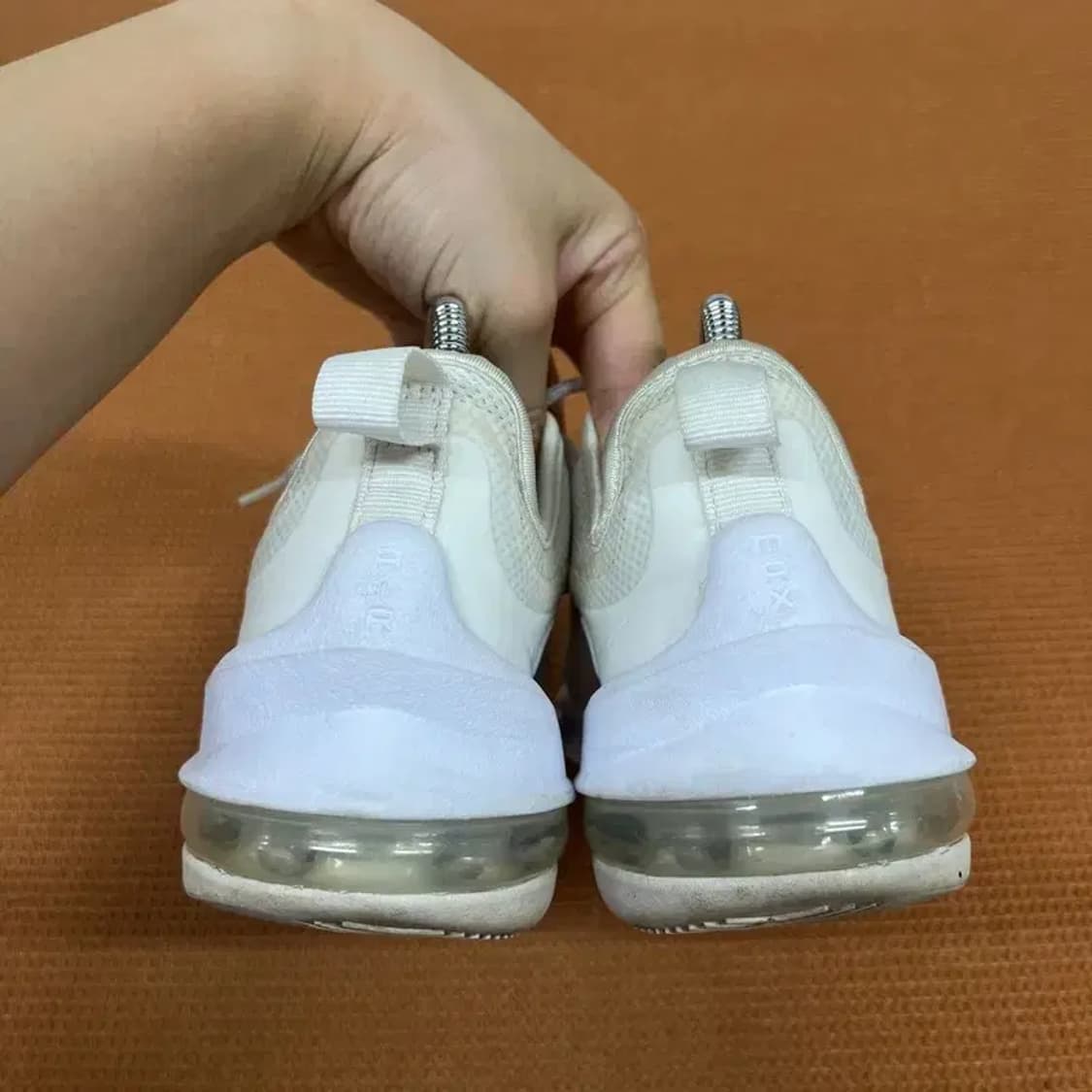 나이키 에어맥스 엑시스 스니커즈 운동화 230 G06991 상품이미지2