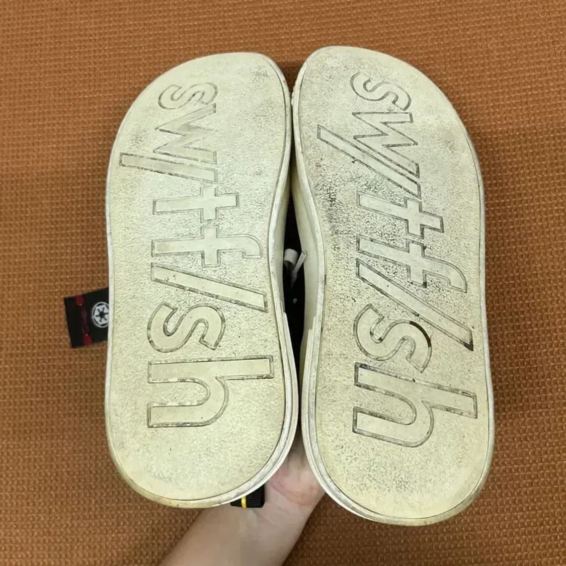 스윗피쉬 X 스타워즈 스니커즈 운동화 270 G07086 상품이미지4