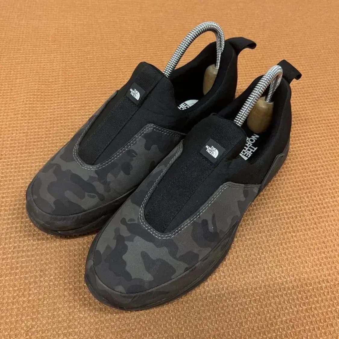 노스페이스 뮬 슬립온 브이모션 카모 슬립온 230 G07099 상품이미지1