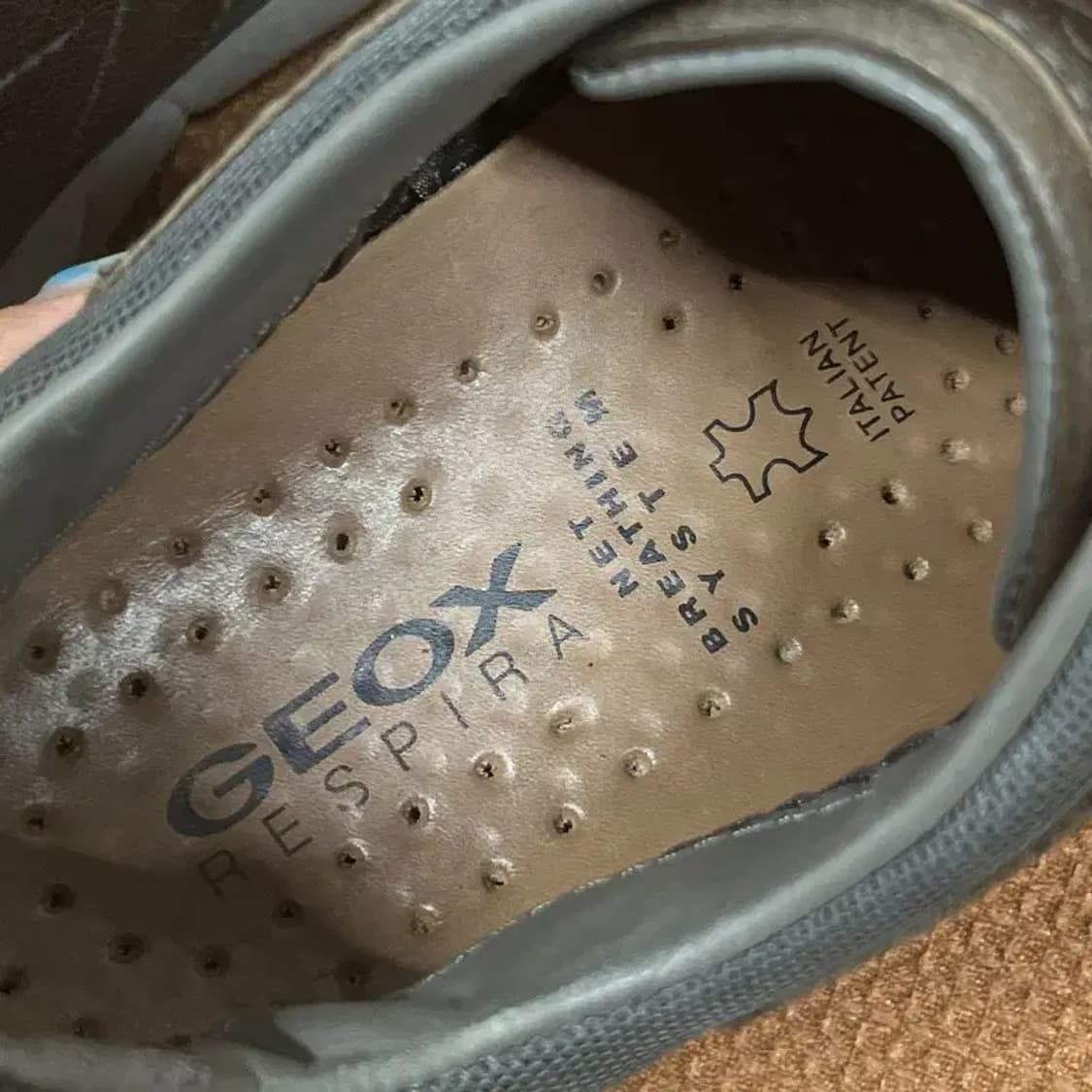 제옥스 네불라 스니커즈 운동화 UK8 G07145 상품이미지5