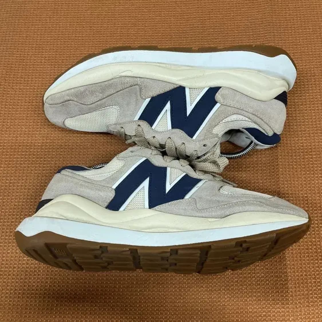 뉴발란스 5740 스니커즈 운동화 270 G07230 상품이미지3