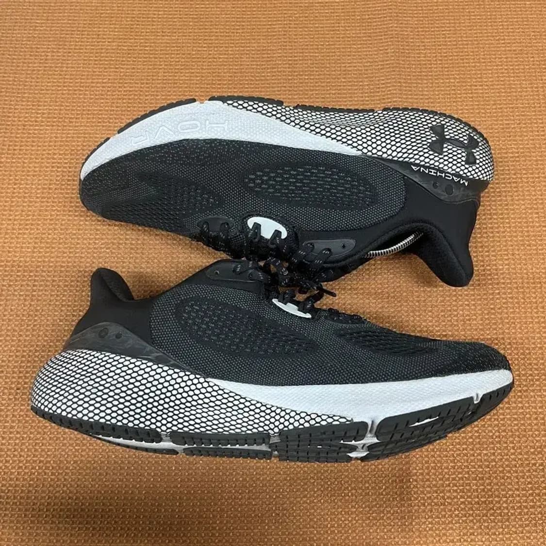 언더아머 호버 마키나 3 런닝화 운동화 290 G07237 상품이미지3