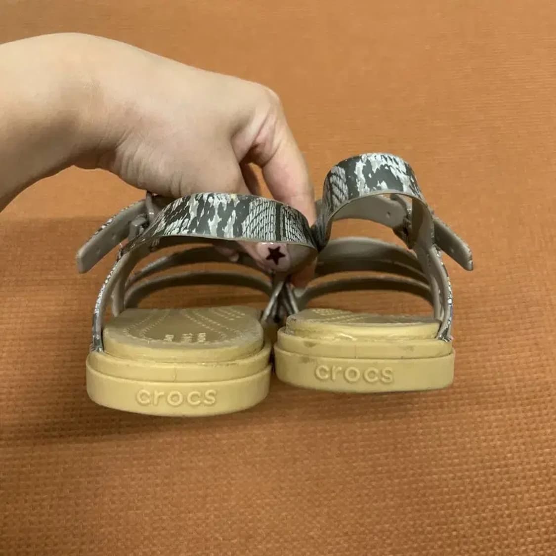 크록스 툴룸 샌들 W5 G07259 상품이미지2