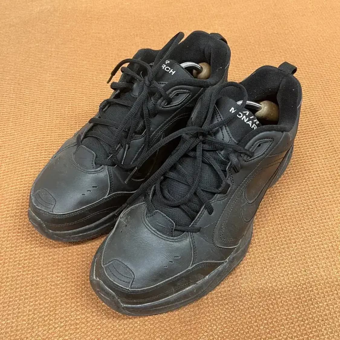 나이키 에어 모나크 4 스니커즈 운동화 290 G07293 상품이미지1