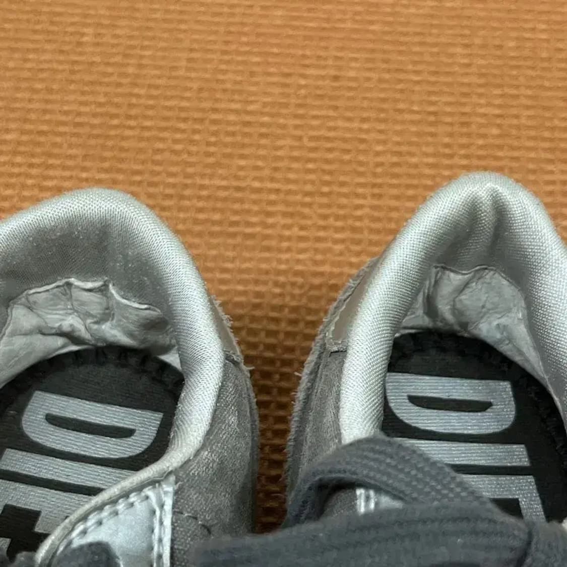 디젤 빈티지 로우 스니커즈 운동화 250 G07298 상품이미지7