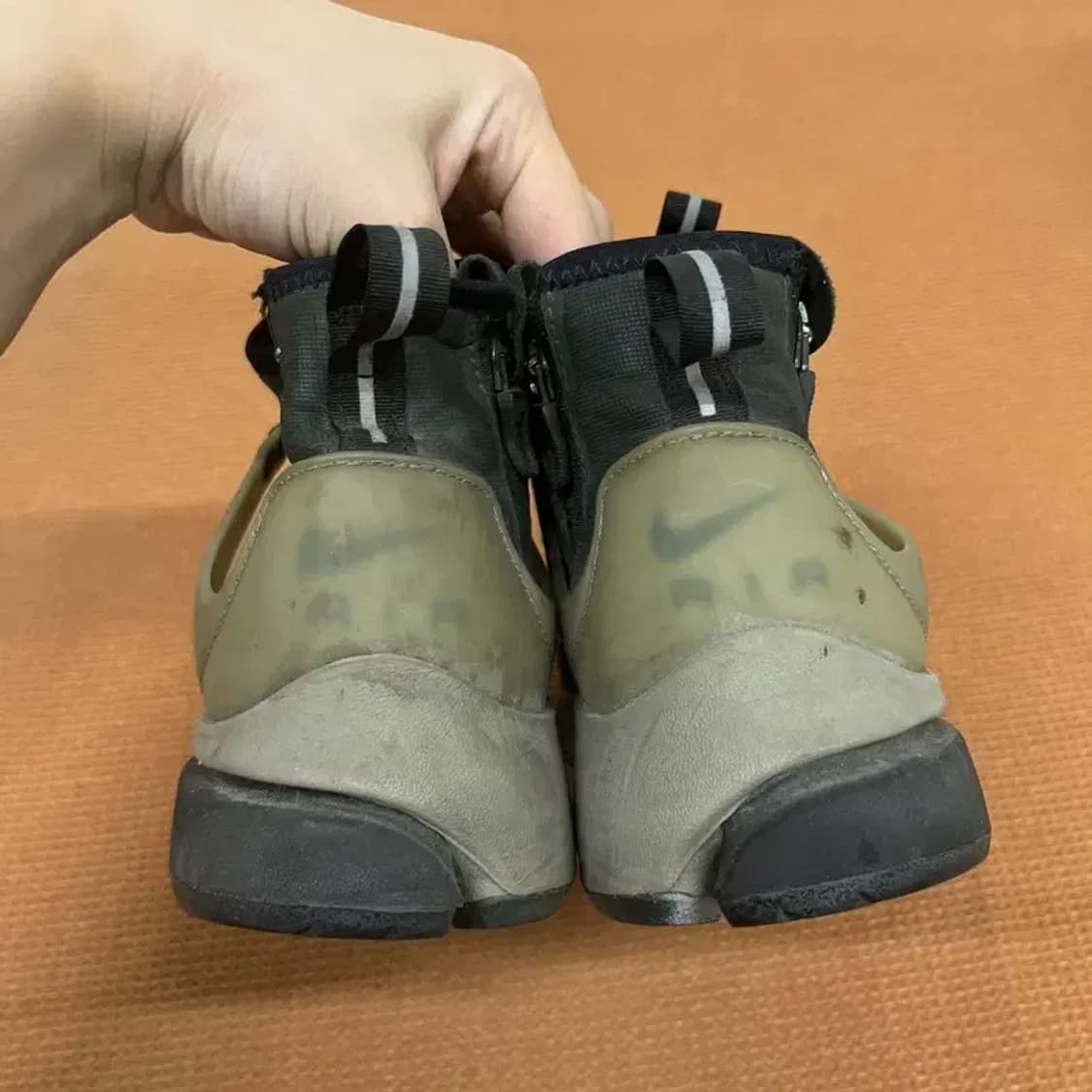 나이키 에어 프레스토 유틸리티 스니커즈 운동화 270 G07322 상품이미지2