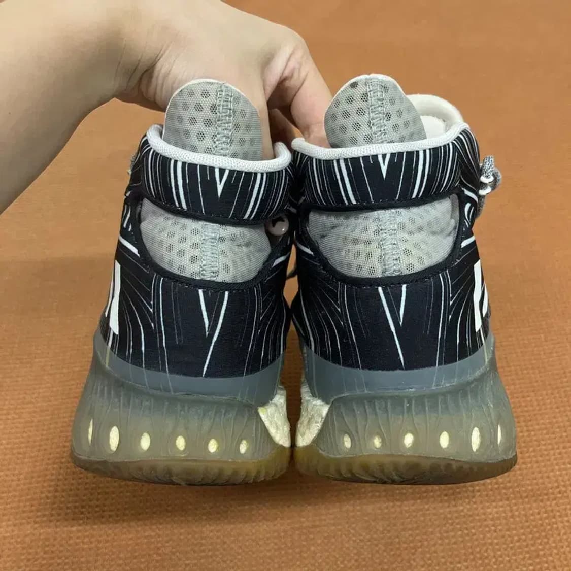 아디다스 크레이지 익스플로시브 농구화 운동화 280 G07328 상품이미지2