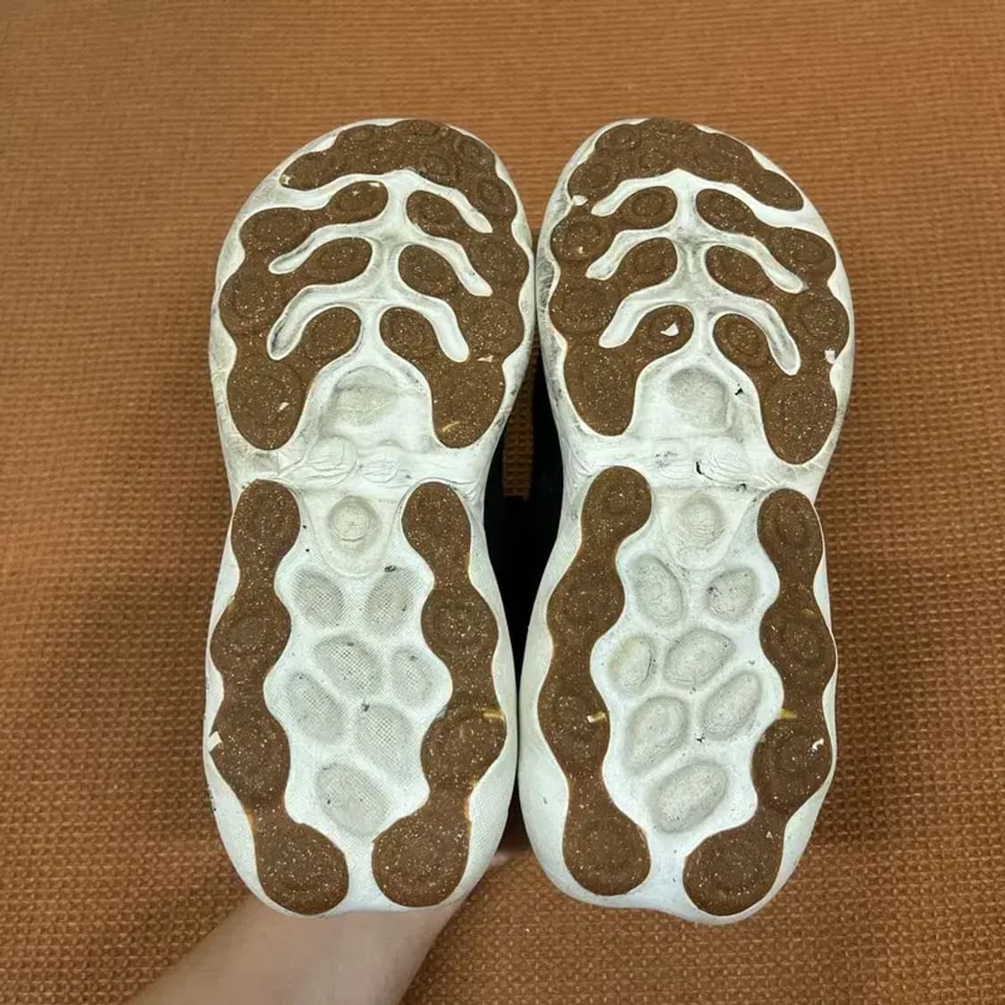 뉴발란스 프레쉬 폼 로브 스니커즈 운동화 245 G07331 상품이미지4