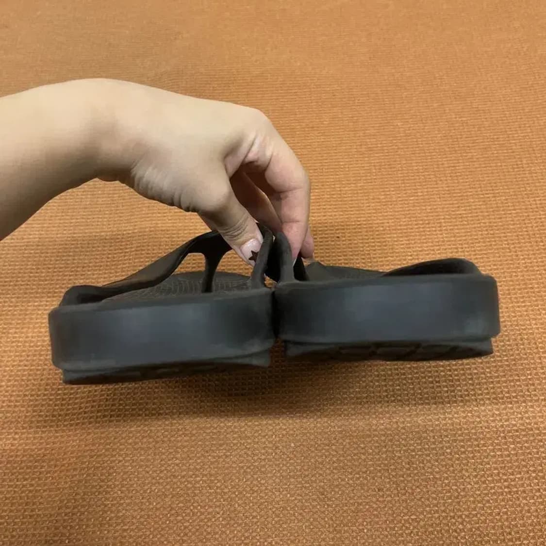 우포스 쪼리 슬리퍼 EU43 G07369 상품이미지2