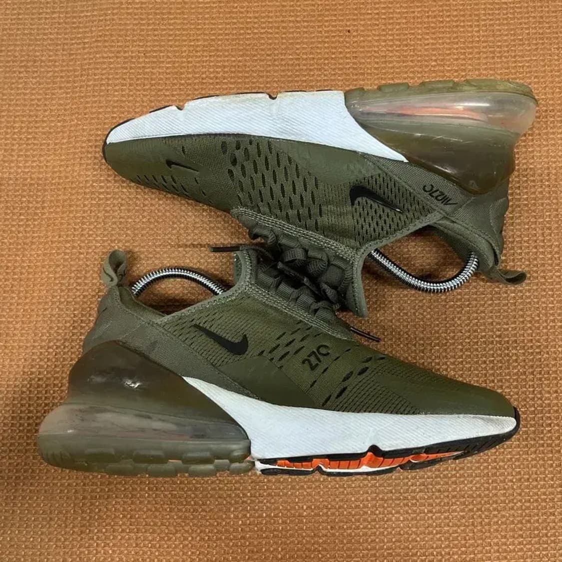 나이키 에어맥스 270 GS 운동화 235 G07370 상품이미지3