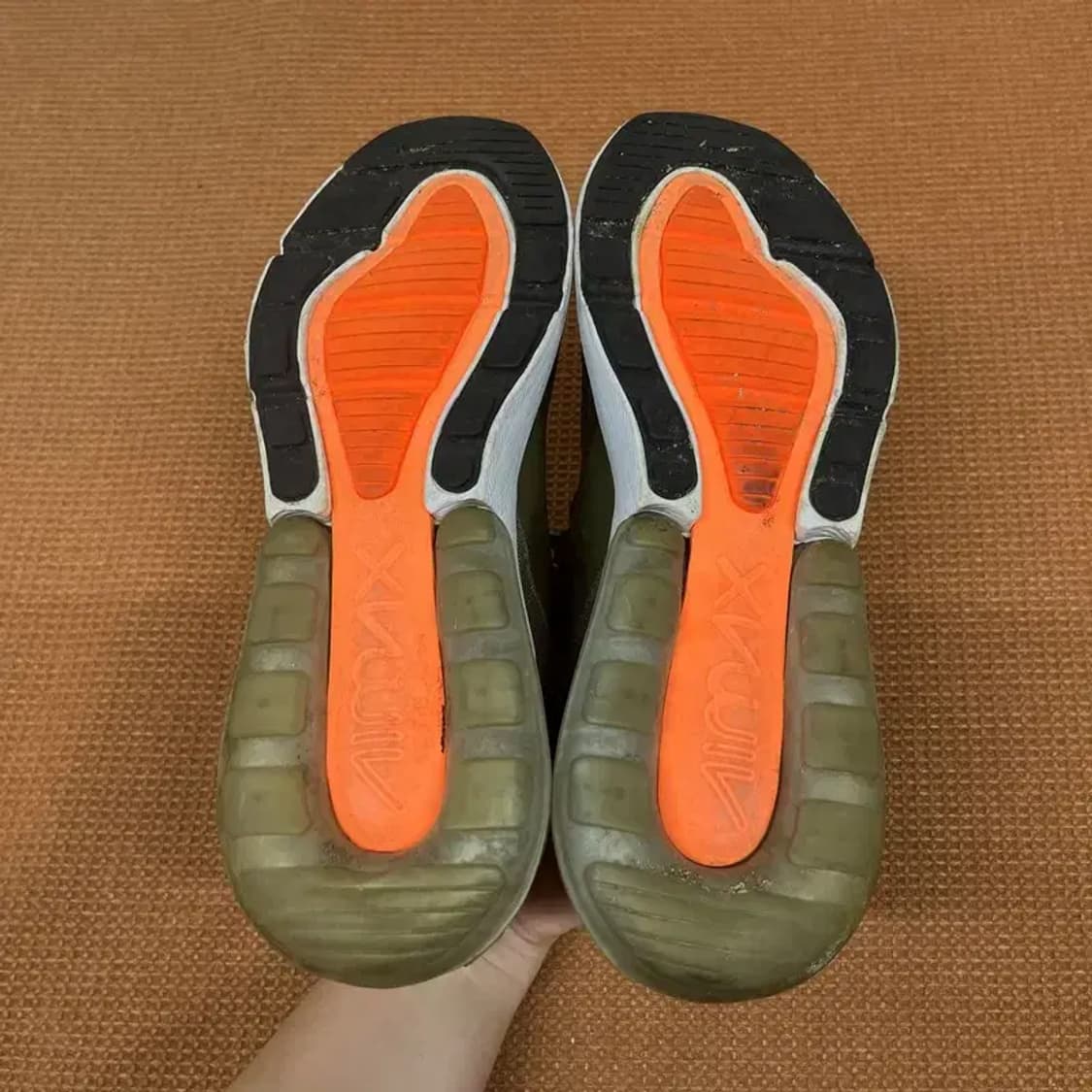 나이키 에어맥스 270 GS 운동화 235 G07370 상품이미지4