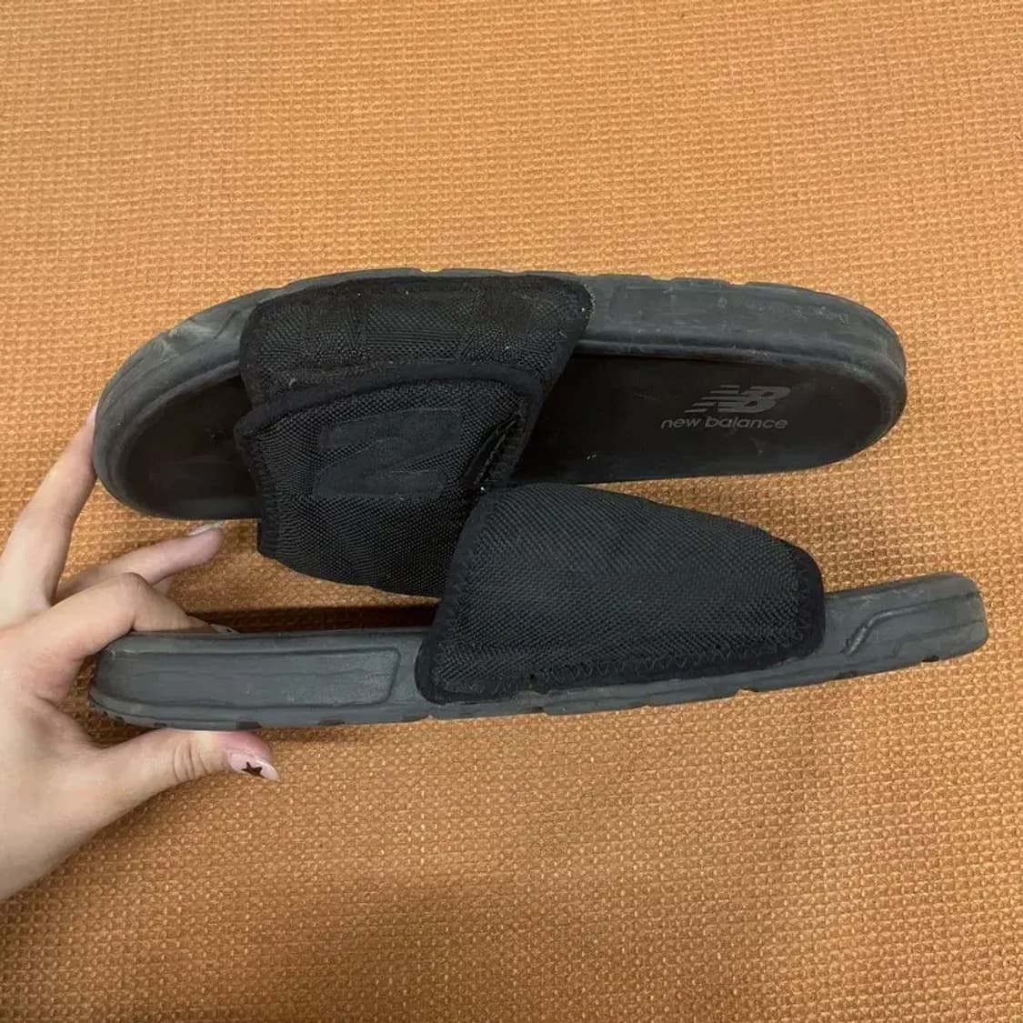 뉴발란스 벨크로 슬라이드 슬리퍼 270 G07386 상품이미지3