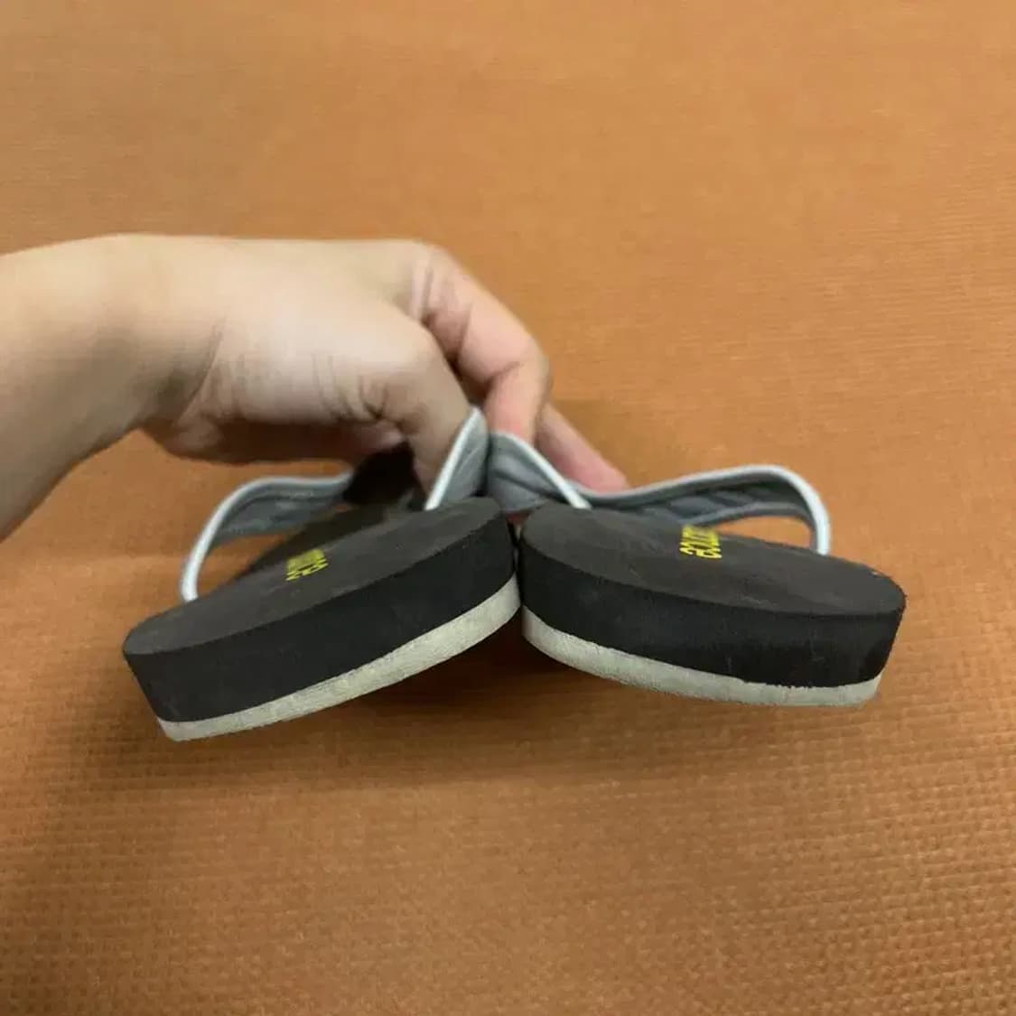 뉴발란스 플립플랍 쪼리 슬리퍼 240 G07396 상품이미지2