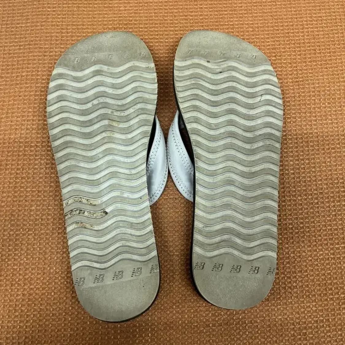 뉴발란스 플립플랍 쪼리 슬리퍼 240 G07396 상품이미지4