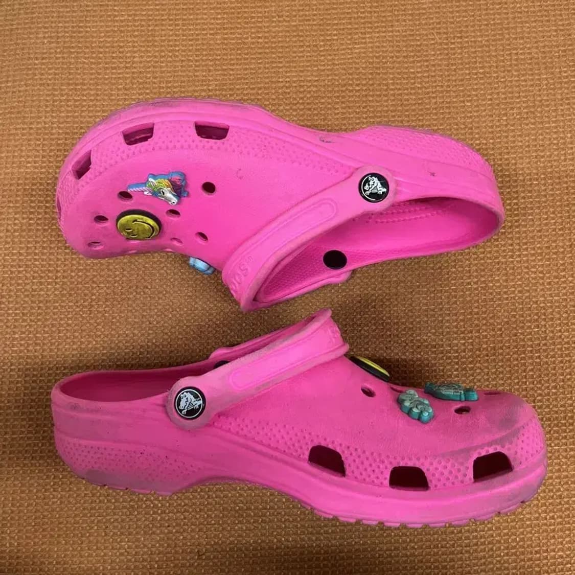 크록스 클래식 클로그 슬리퍼 샌들 M7 G07428 상품이미지3