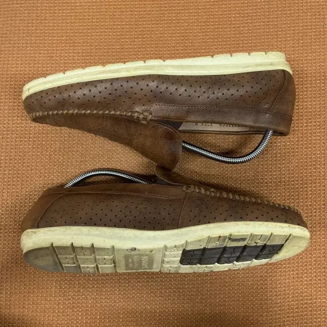 미소페 펀칭 가죽 슬립온 255 G07381 상품이미지3