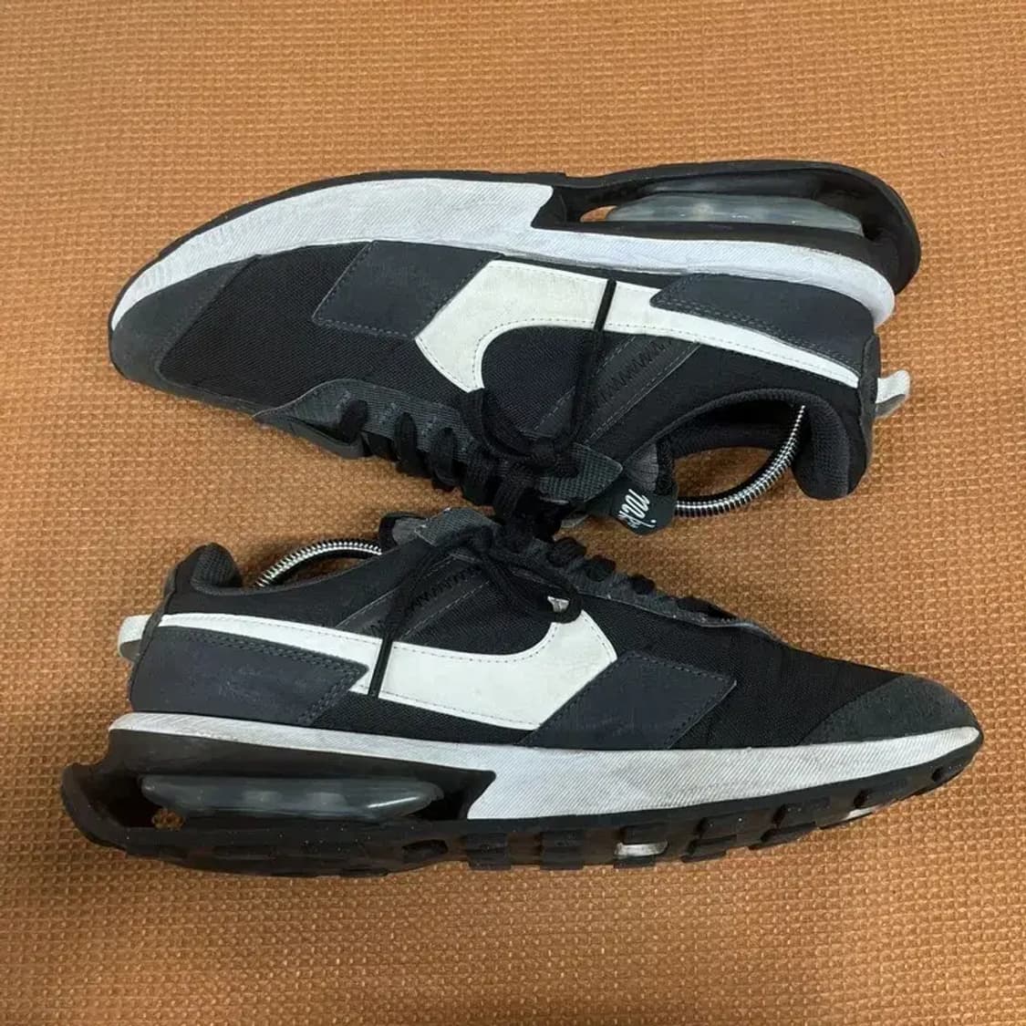 나이키 에어맥스 프리데이 스니커즈 운동화 275 G07391 상품이미지3