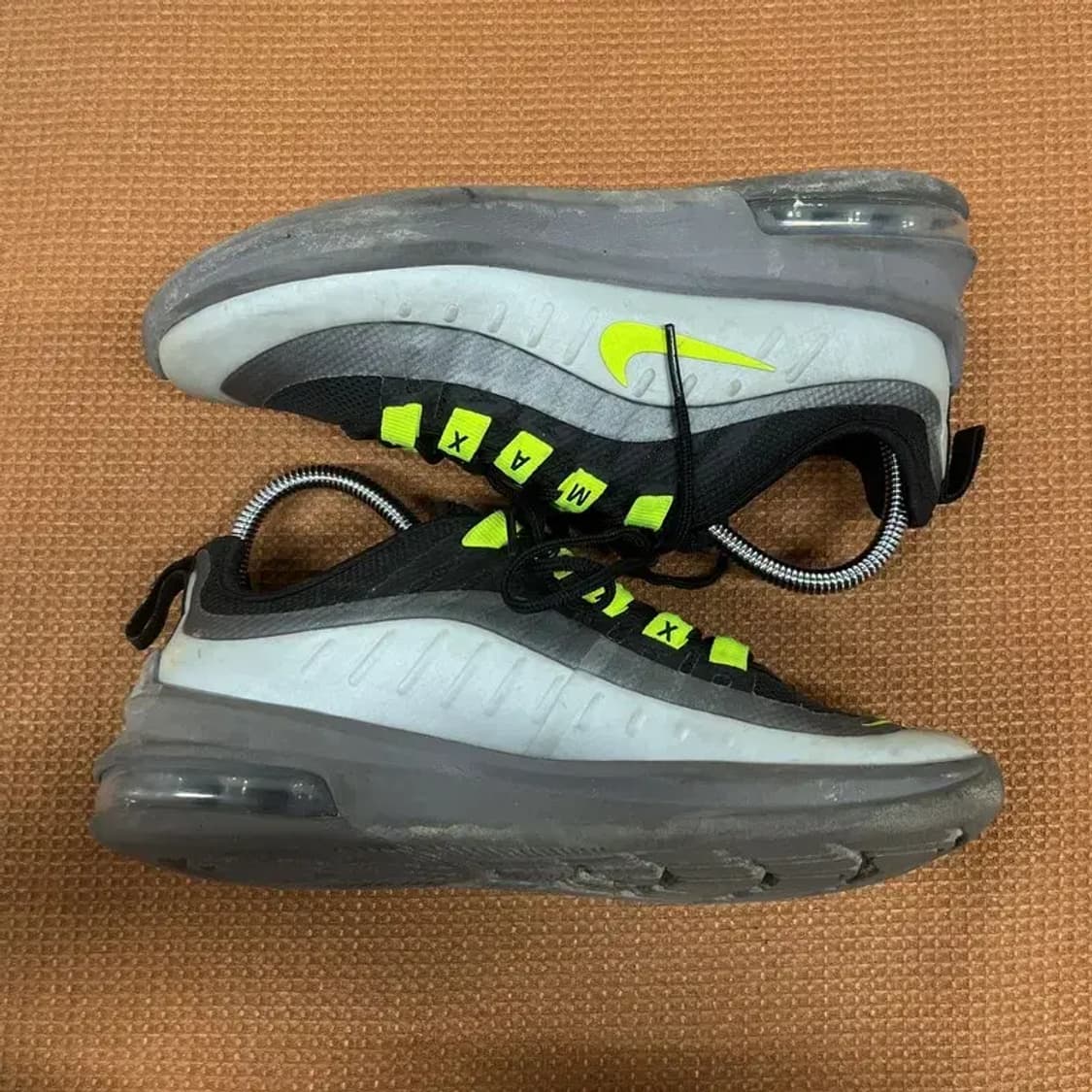 나이키 에어맥스 엑시스 스니커즈 운동화 225 G07403 상품이미지3