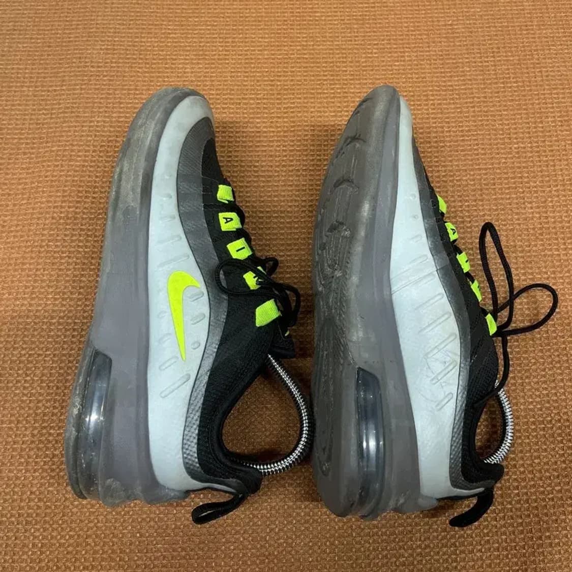 나이키 에어맥스 엑시스 스니커즈 운동화 225 G07403 상품이미지6