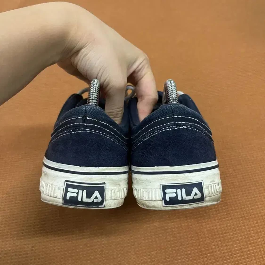 필라 클래식보더 스티치 스니커즈 운동화 250 G07425 상품이미지2