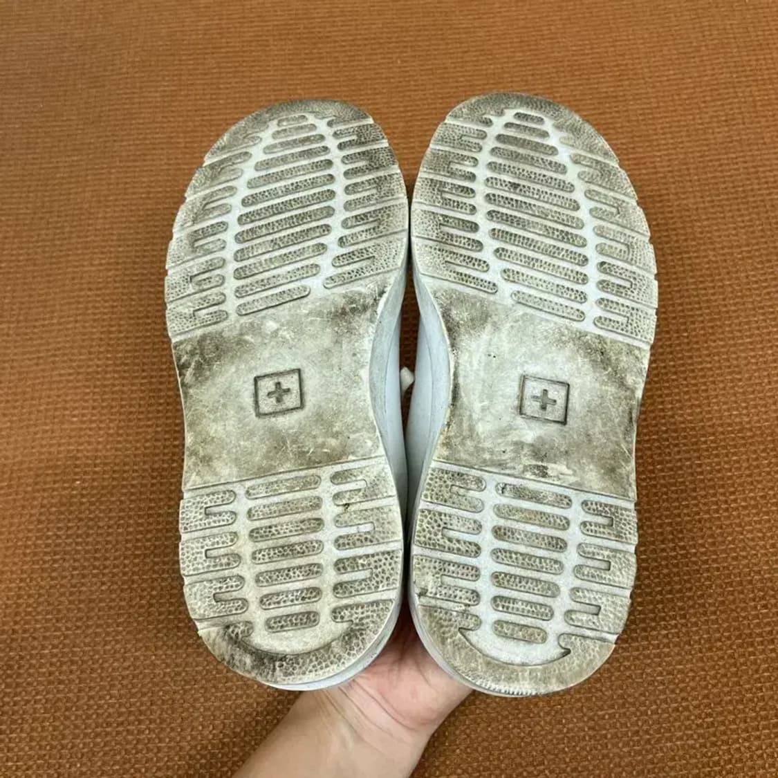 닥터마틴 알렉세이 스니커즈 운동화 UK4 G07437 상품이미지4