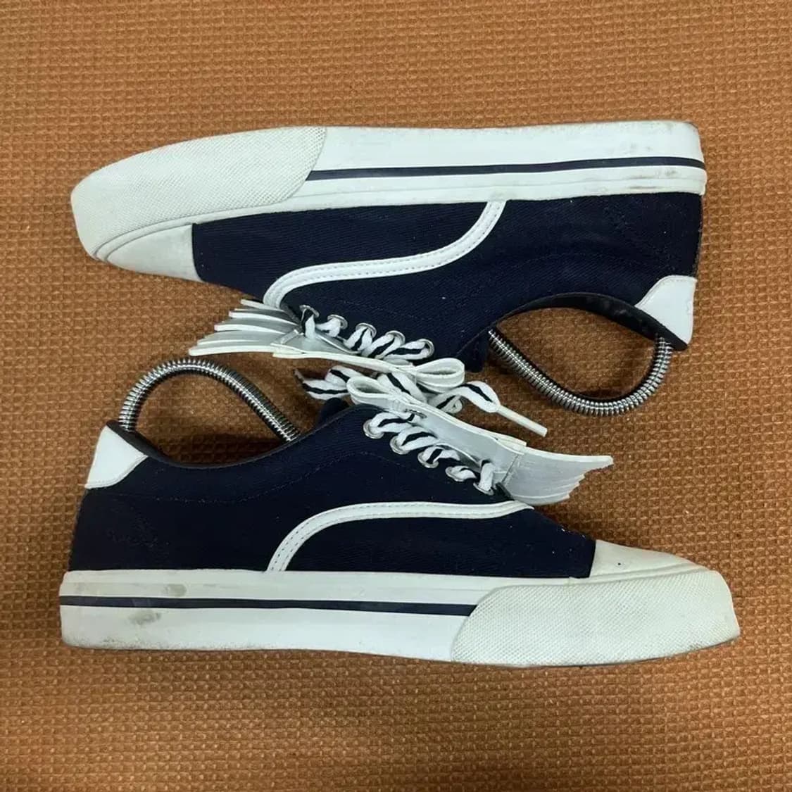 헤지스 태슬 스니커즈 운동화 230 G07446 상품이미지3