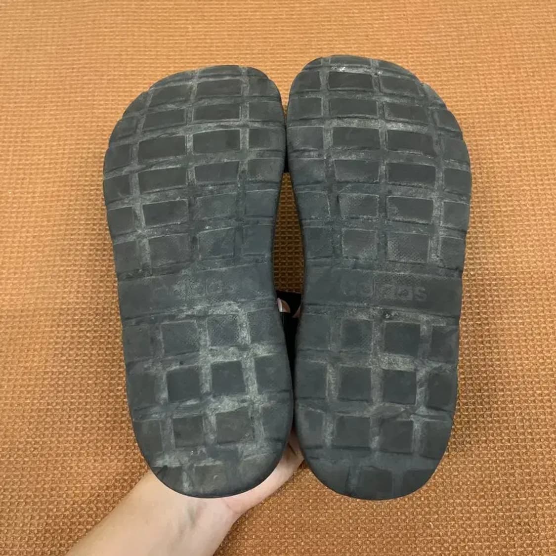 아디다스 컴포트 샌들 235 G07482 상품이미지4