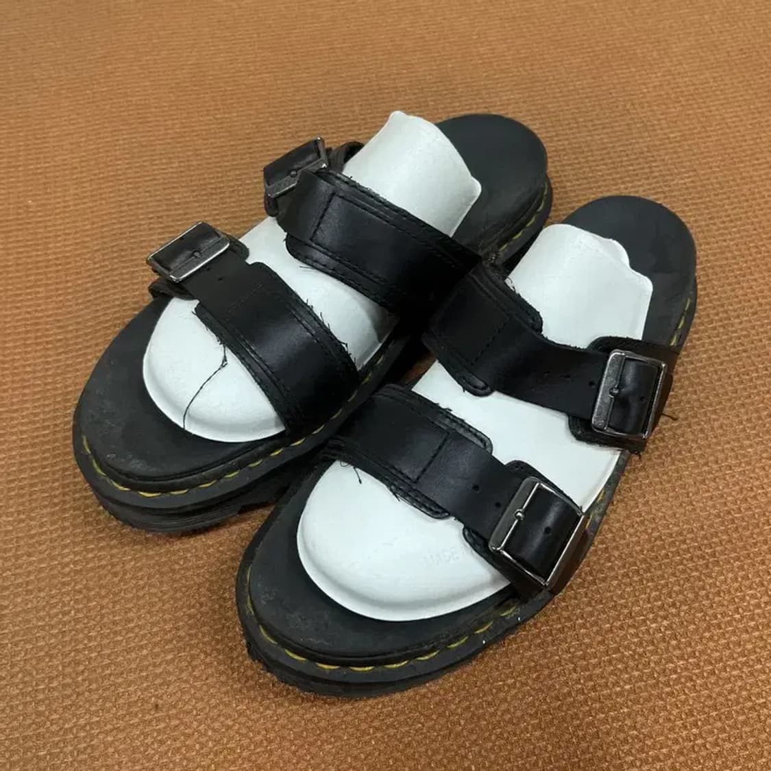 닥터마틴 마일즈 슬리퍼 UK6 G07484 상품이미지1