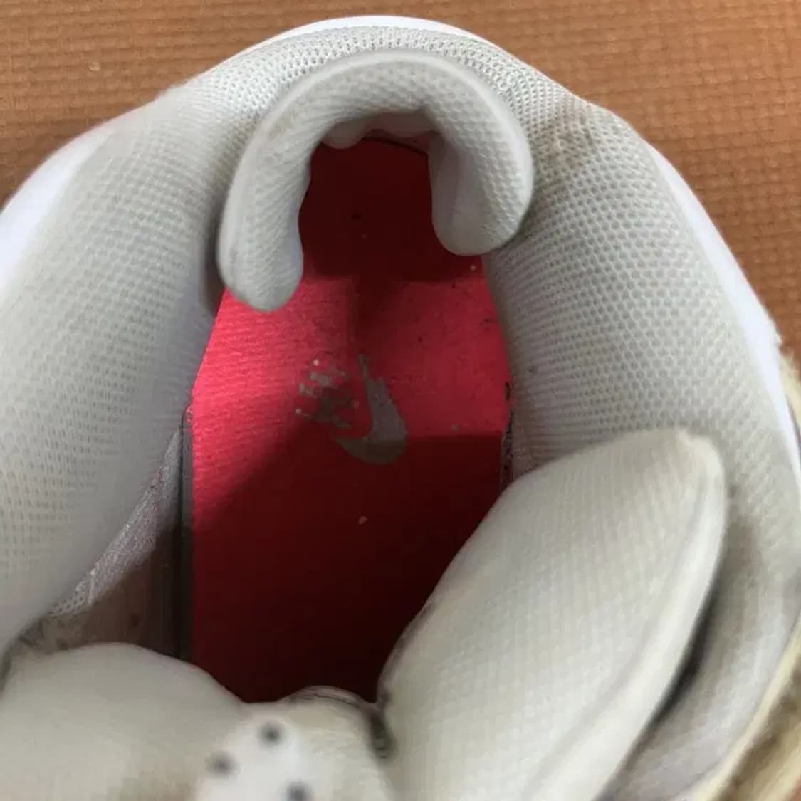 나이키 에어 레볼루션 스카이 하이 웨지 스니커즈 230 G07491 상품이미지7