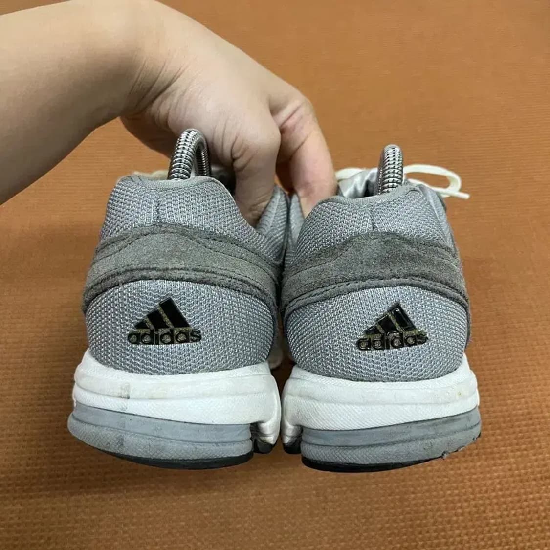 아디다스 이큅먼트 10 런닝화 운동화 240 G07494 상품이미지2