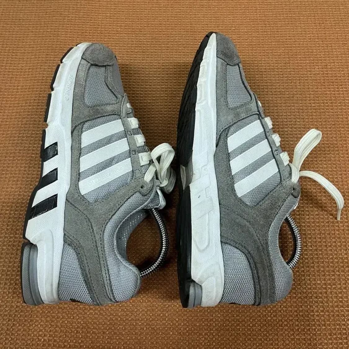 아디다스 이큅먼트 10 런닝화 운동화 240 G07494 상품이미지6