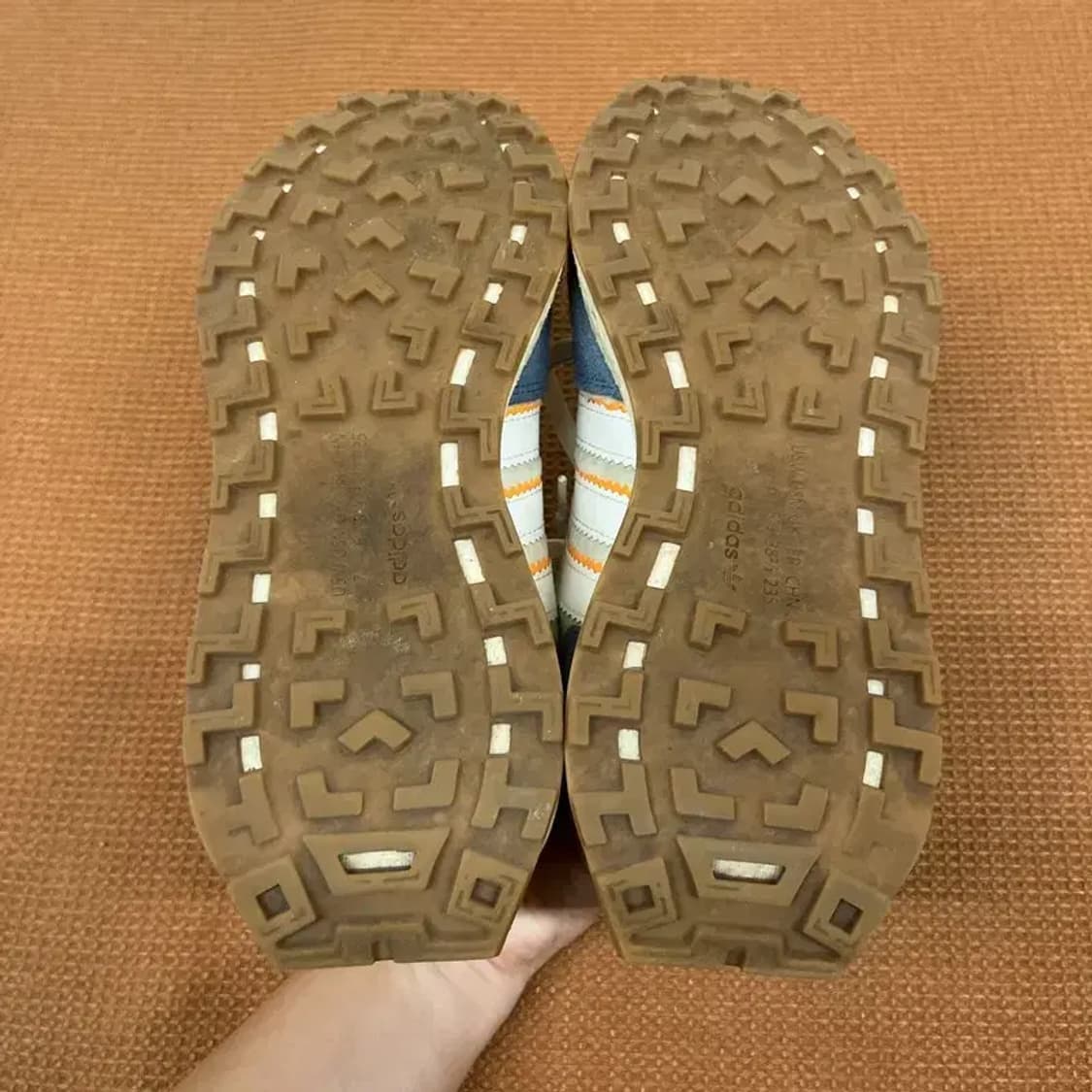 아디다스 레트로피 E5 스니커즈 운동화 240 G07498 상품이미지4