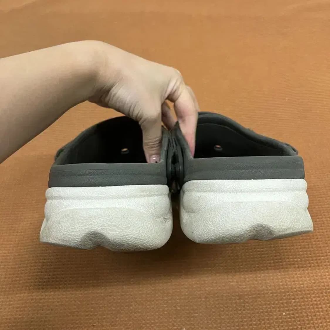 크록스 듀엣 맥스 샌들 슬리퍼 M10 G07505 상품이미지2