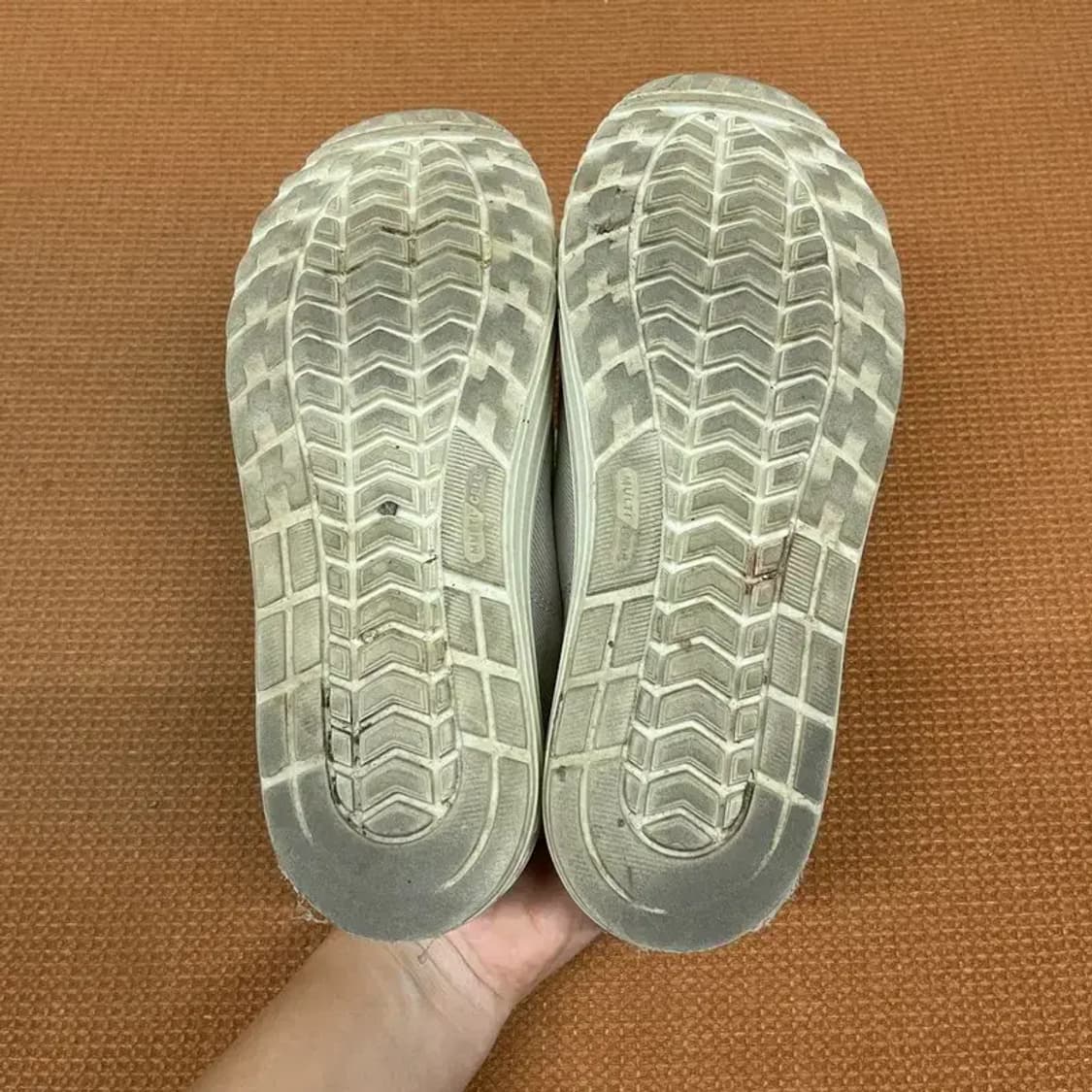 디스커버리 뮬리 슬라이드 스니커즈 235 G07514 상품이미지4