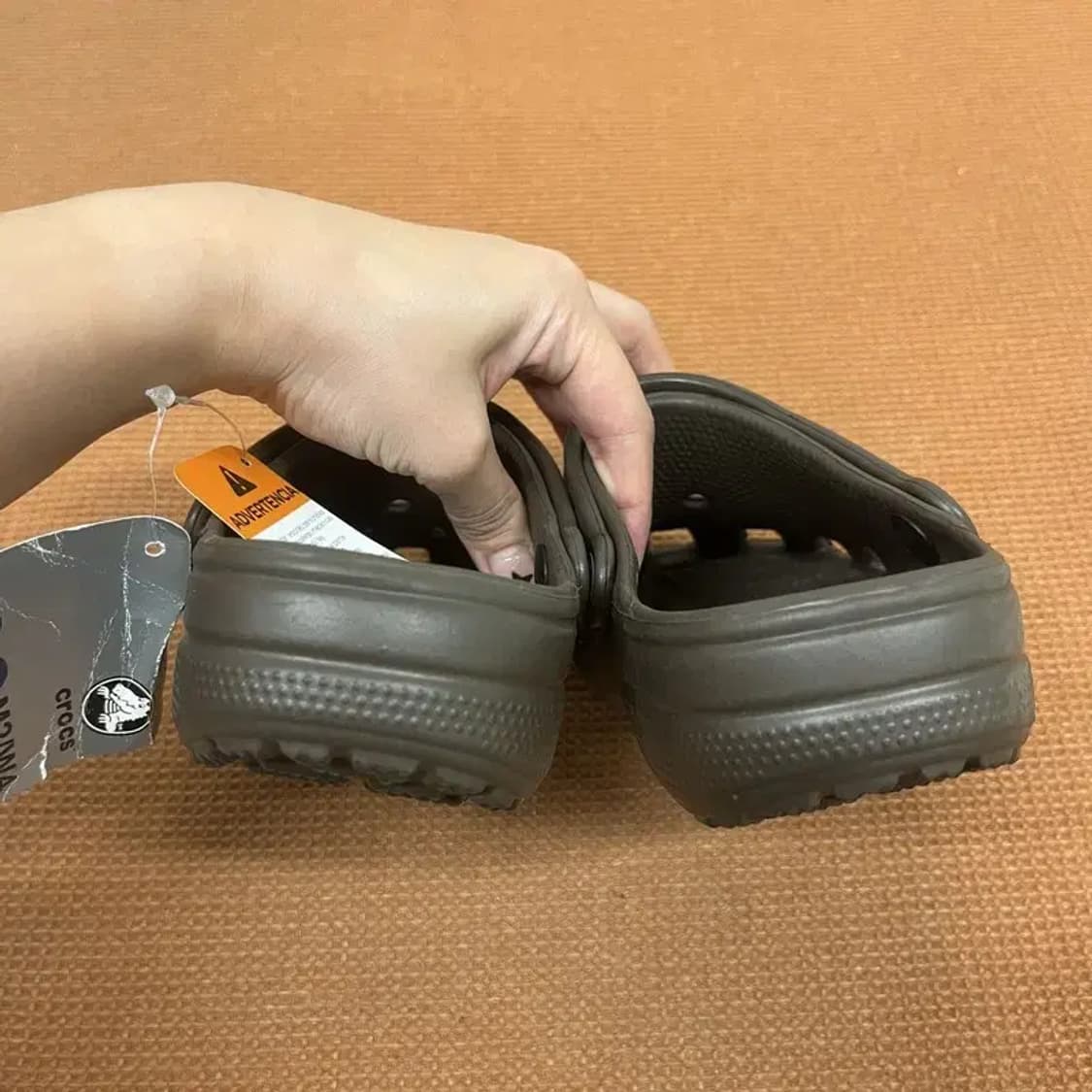 크록스 클래식 클로그 슬리퍼 샌들 W4 G07564 상품이미지2