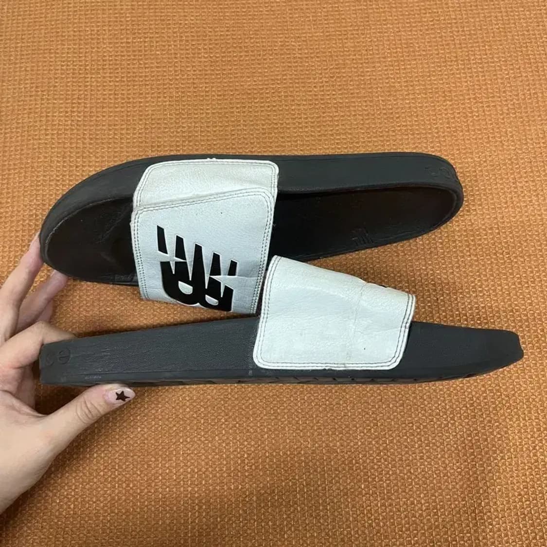 뉴발란스 캐주얼 슬리퍼 신발 280 G07611 상품이미지3