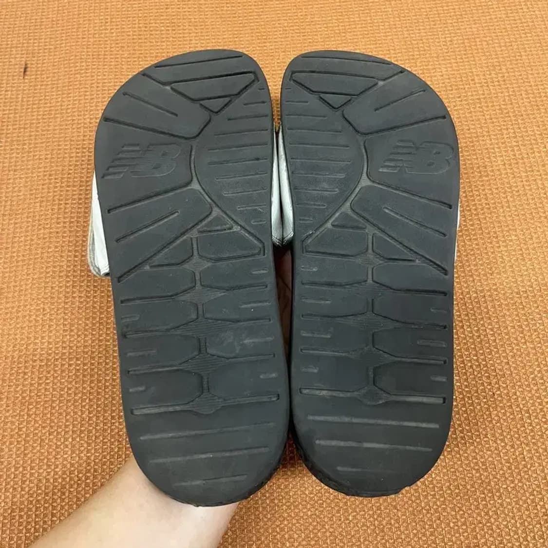 뉴발란스 캐주얼 슬리퍼 신발 280 G07611 상품이미지4