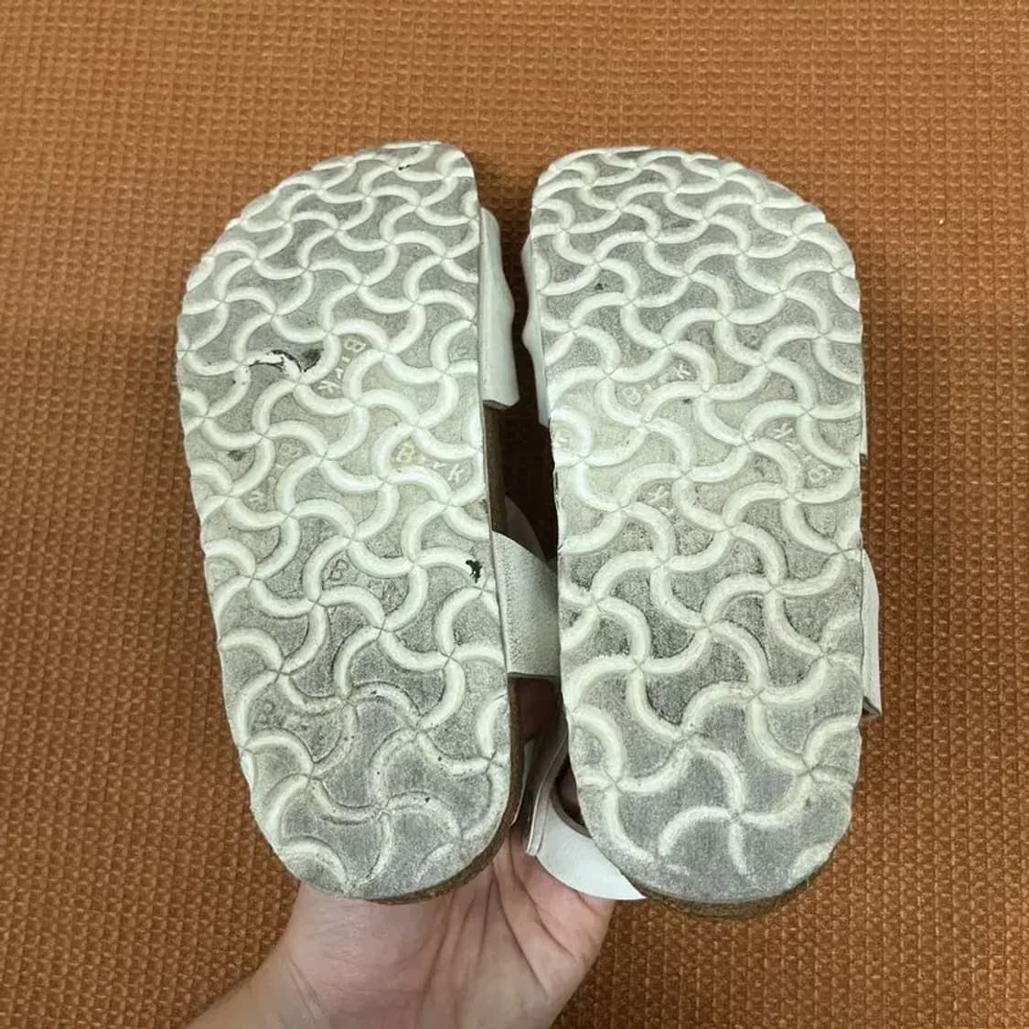 버켄스탁 리오 화이트 샌들 샌달 슬리퍼 여름신발 230 G07608 상품이미지4