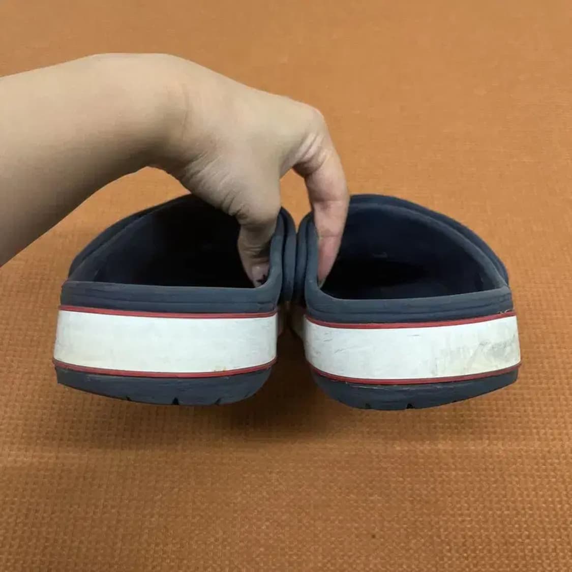 크록스 클래식 클로그 슬리퍼 샌들 W8 G07626 상품이미지2