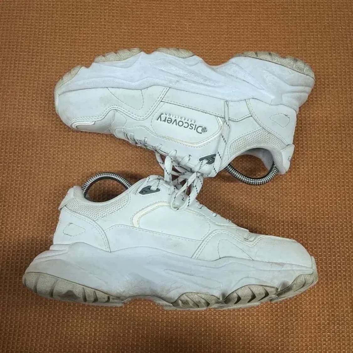 디스커버리 화이트 어글리슈즈 운동화 신발 240 G07614 상품이미지3