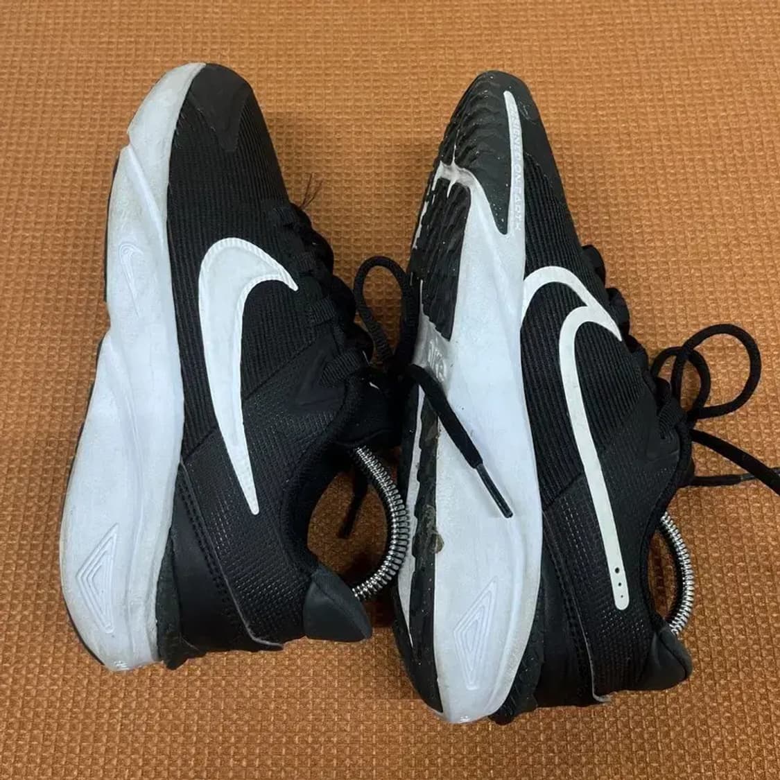 나이키 스타러너4 GS 우먼스 운동화 런닝화 신발 230 G07620 상품이미지6