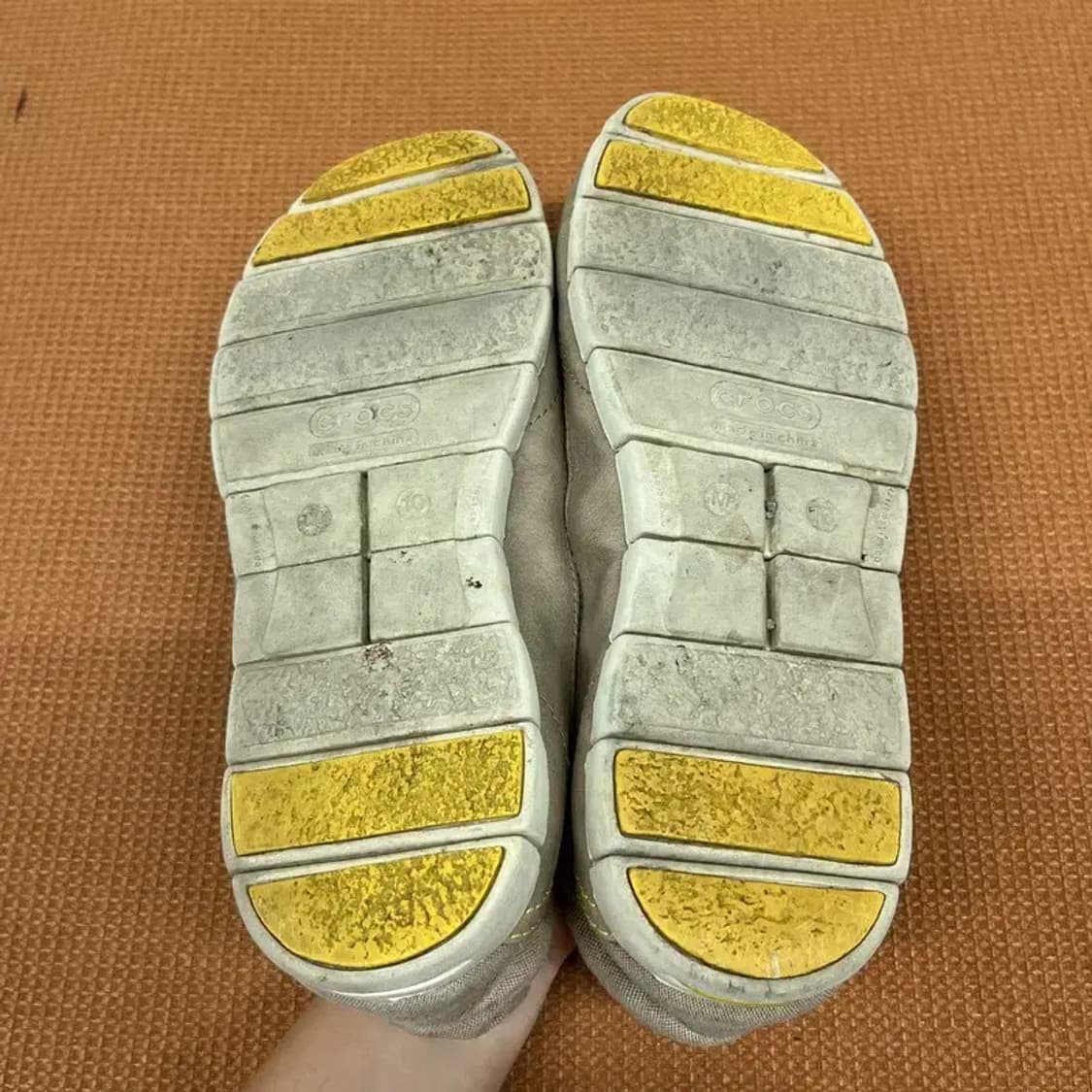 크록스 캔버스 신발 슬립온 M10 G07624 상품이미지4