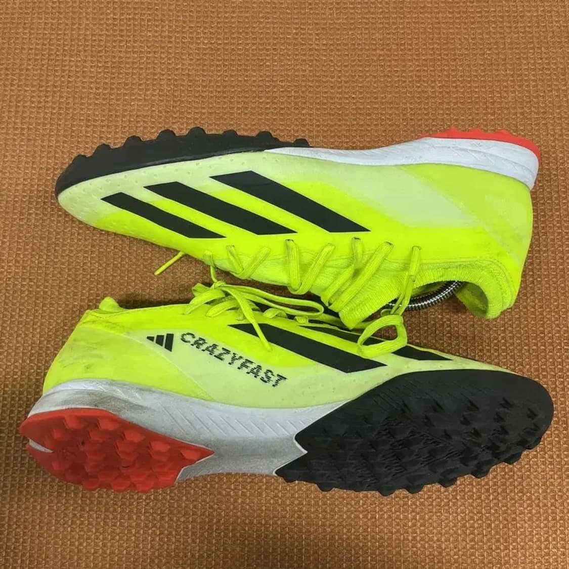 아디다스 솔라에너지팩 X 크레이지패스트 풋살화 축구화 275 G07609 상품이미지3