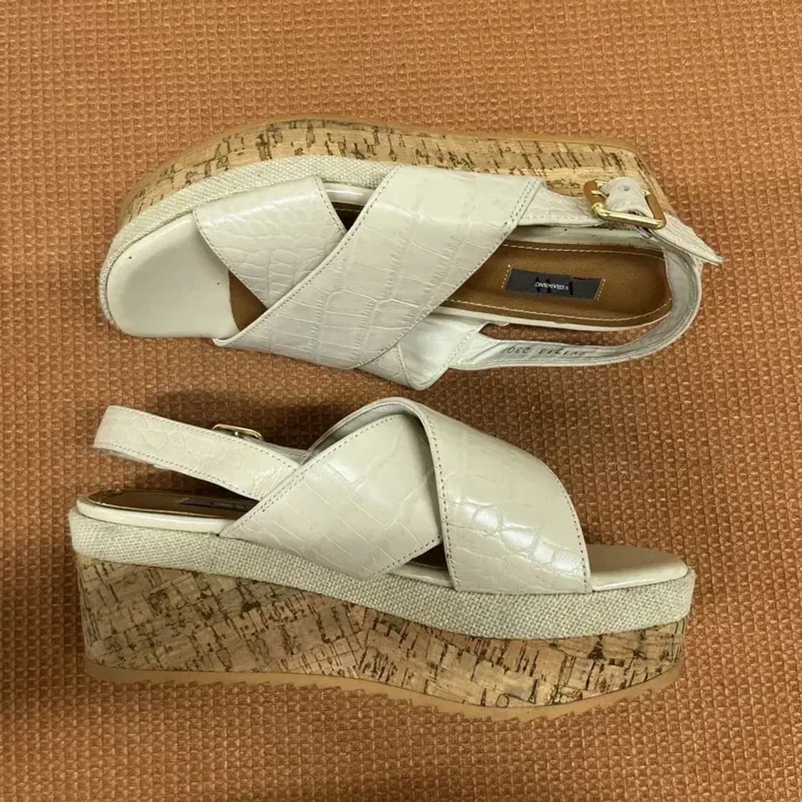 베라왕 플랫폼 웨지 샌들 230 G07719 상품이미지3