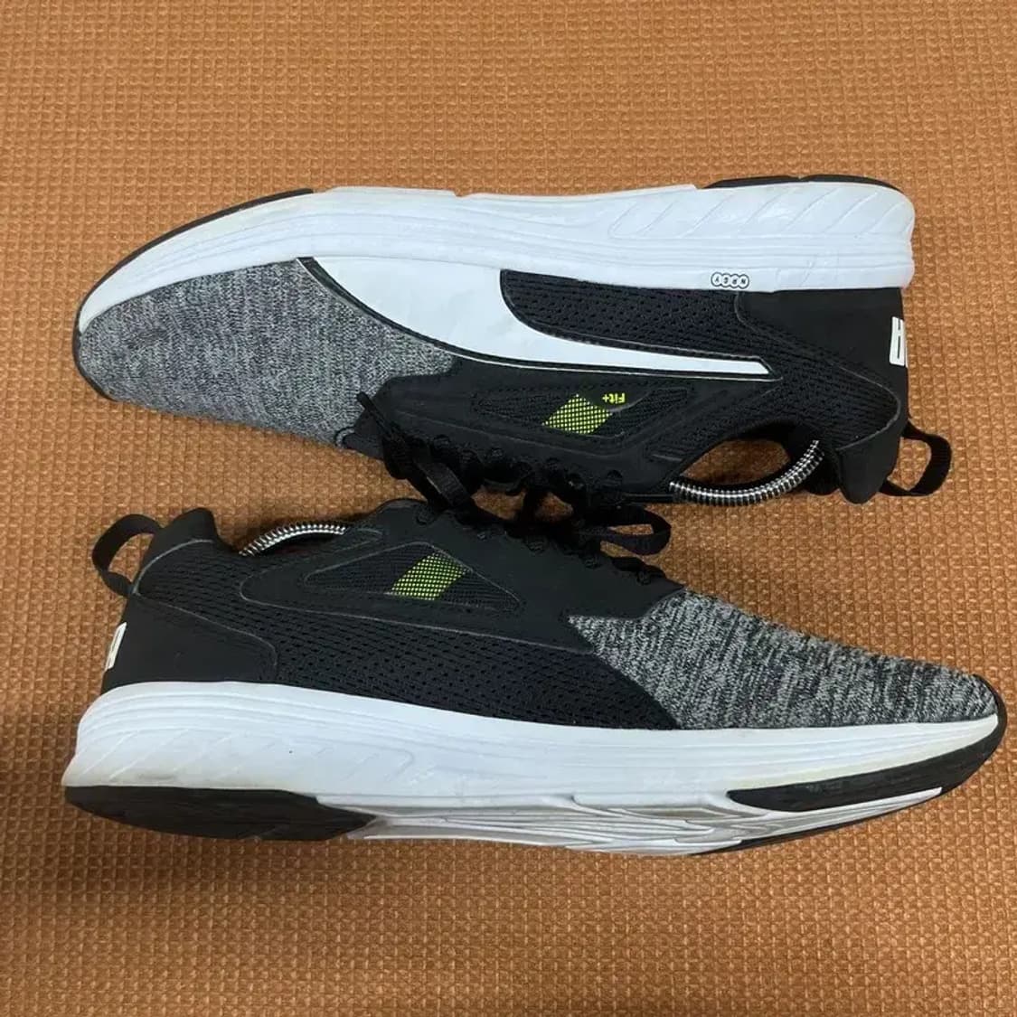 푸마 NRGY 런닝화 운동화 265 G07670 상품이미지3