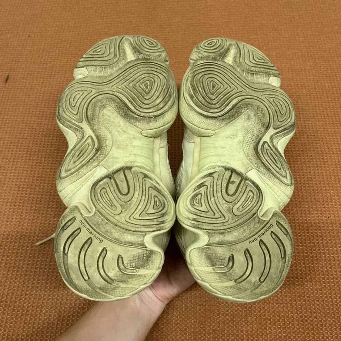 아디다스 이지 부스트 500 스니커즈 운동화 240 G07696 상품이미지4