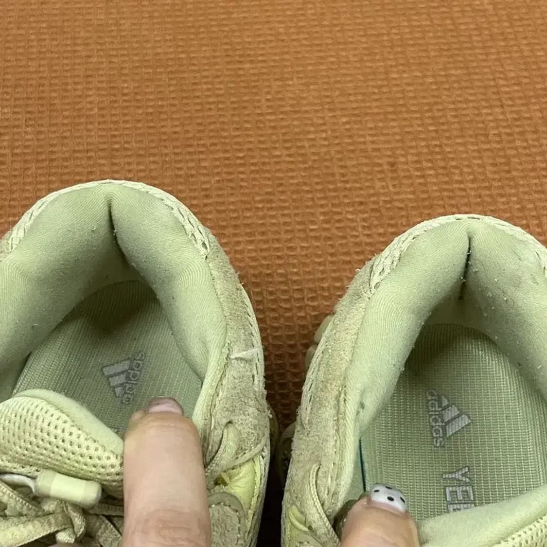 아디다스 이지 부스트 500 스니커즈 운동화 240 G07696 상품이미지7